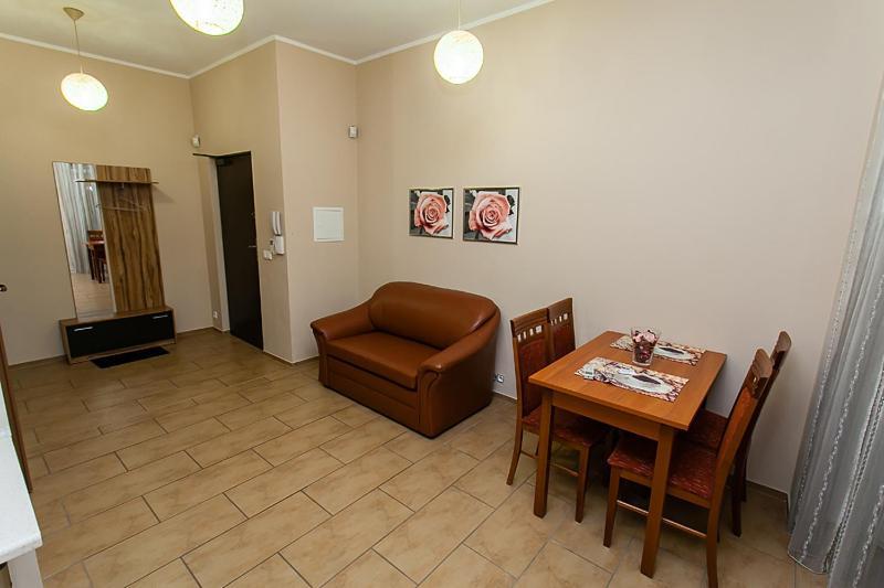 Apart-Lux Aparthotel Bytom Habitación foto