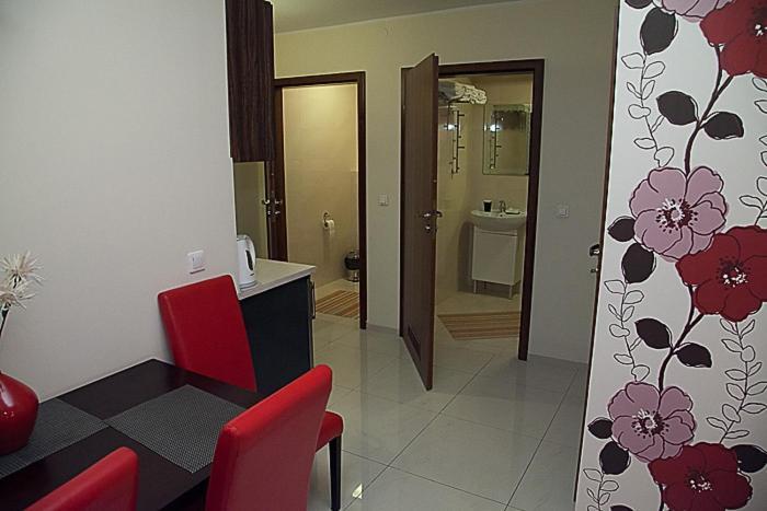 Apart-Lux Aparthotel Bytom Habitación foto