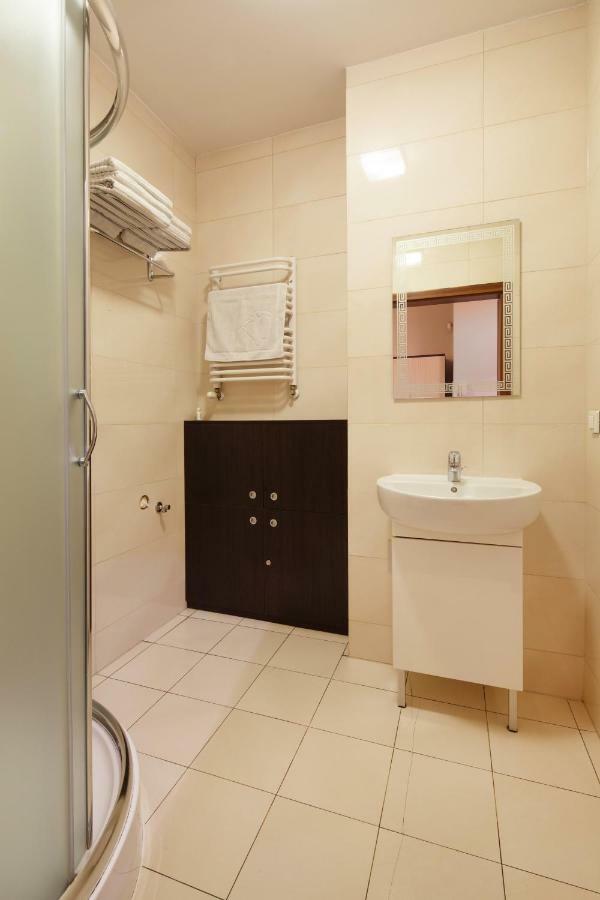 Apart-Lux Aparthotel Bytom Exterior foto